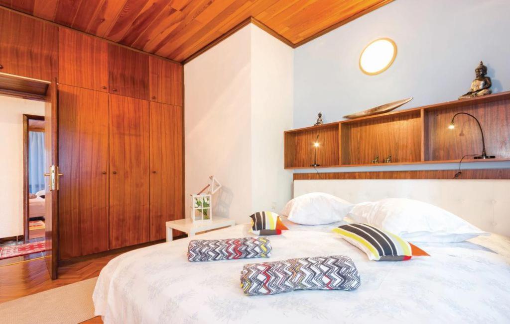 Rooms Croatia With Parking, Kitchen And Dining Area For Guests Rijeka Exterior photo